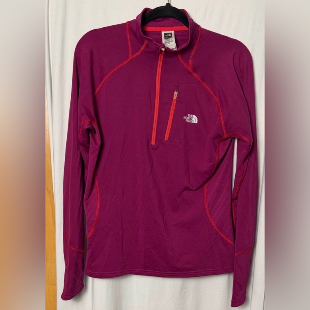 The North Face Flight Series Magenta Quarter-Zip Pullover Size Large